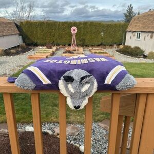 Washington Huskies Plush Pillow Pet